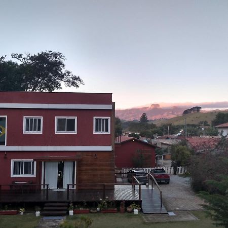 Quarto Aconchegante São Bento do Sapucaí Exteriör bild