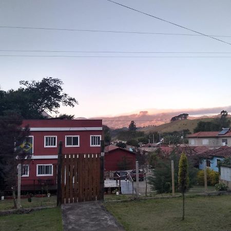 Quarto Aconchegante São Bento do Sapucaí Exteriör bild